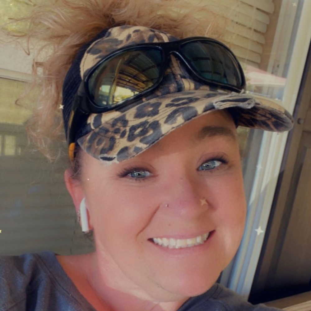 Meet your Posher, Tonya